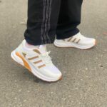 کتونی ادیداس برند سفید عسلی(280)