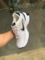 نایک v2سفید زن (۴۵۹) - Image 3