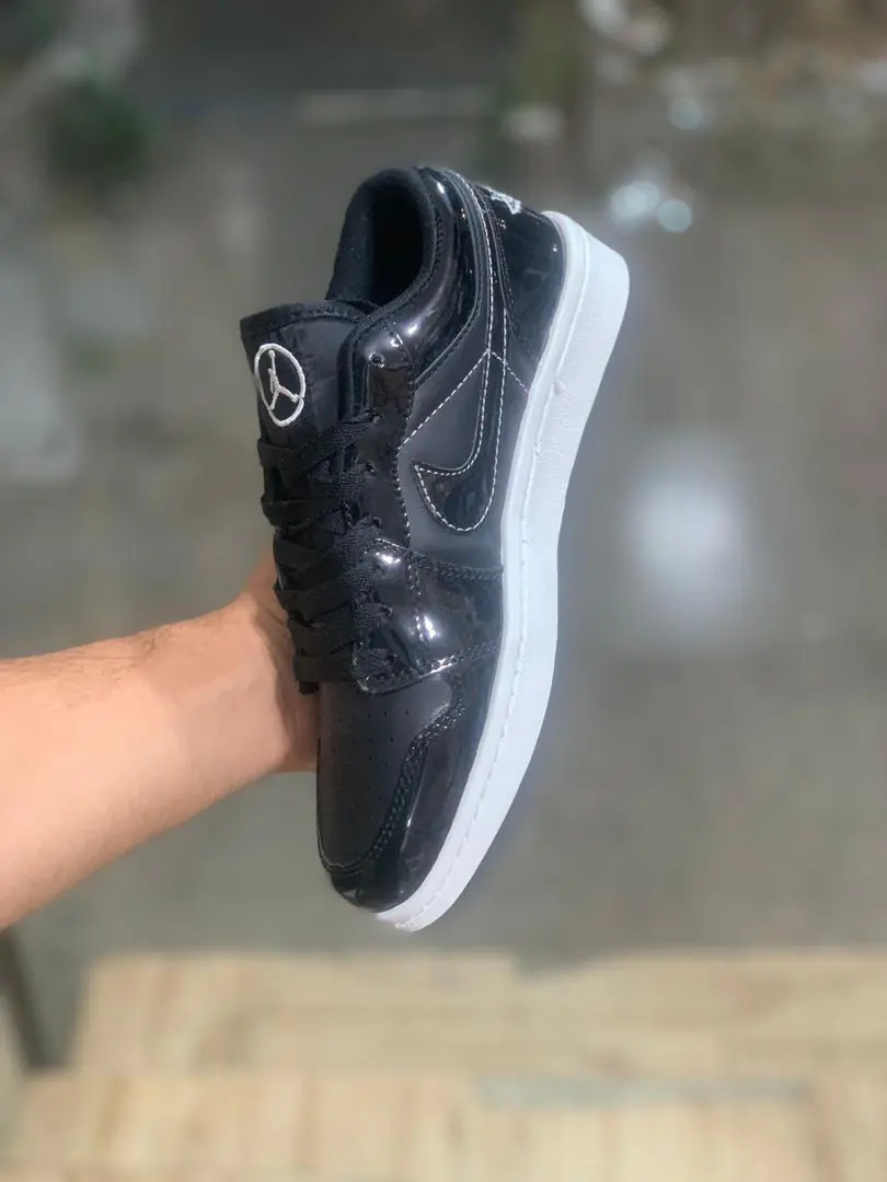 جردن وان ورنی مشکی زن (۴۵۷) - Image 2