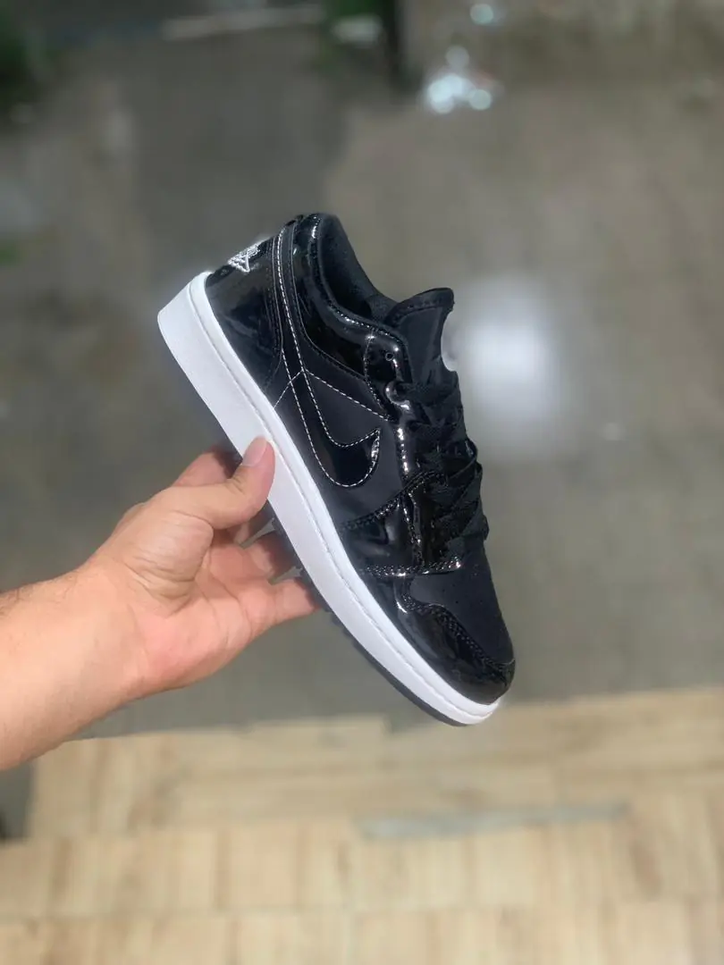 IMG-20250821-WA0021 جردن وان ورنی مشکی زن (۴۵۷) - Image 1