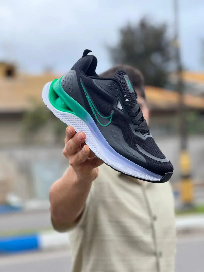 1ad4575d-2b01-4336-9c39-0c321eca2241 نایک مشکی سبز تونلی(۶۰۱) - Image 1