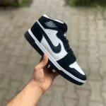 جردن نیم ساق مشکی سفید(۶۱۰)